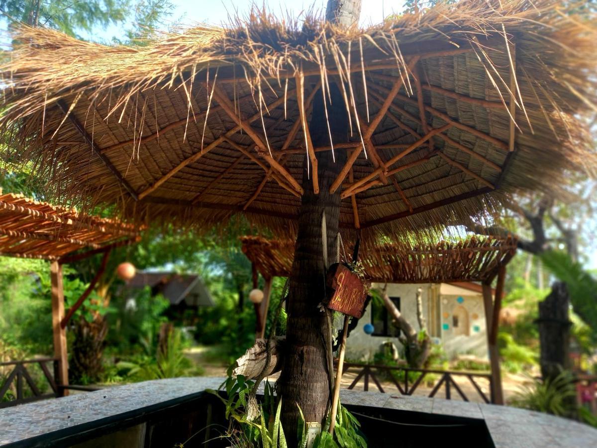 Sabai Sabai Beach Bungalows Koh Phayam Dış mekan fotoğraf