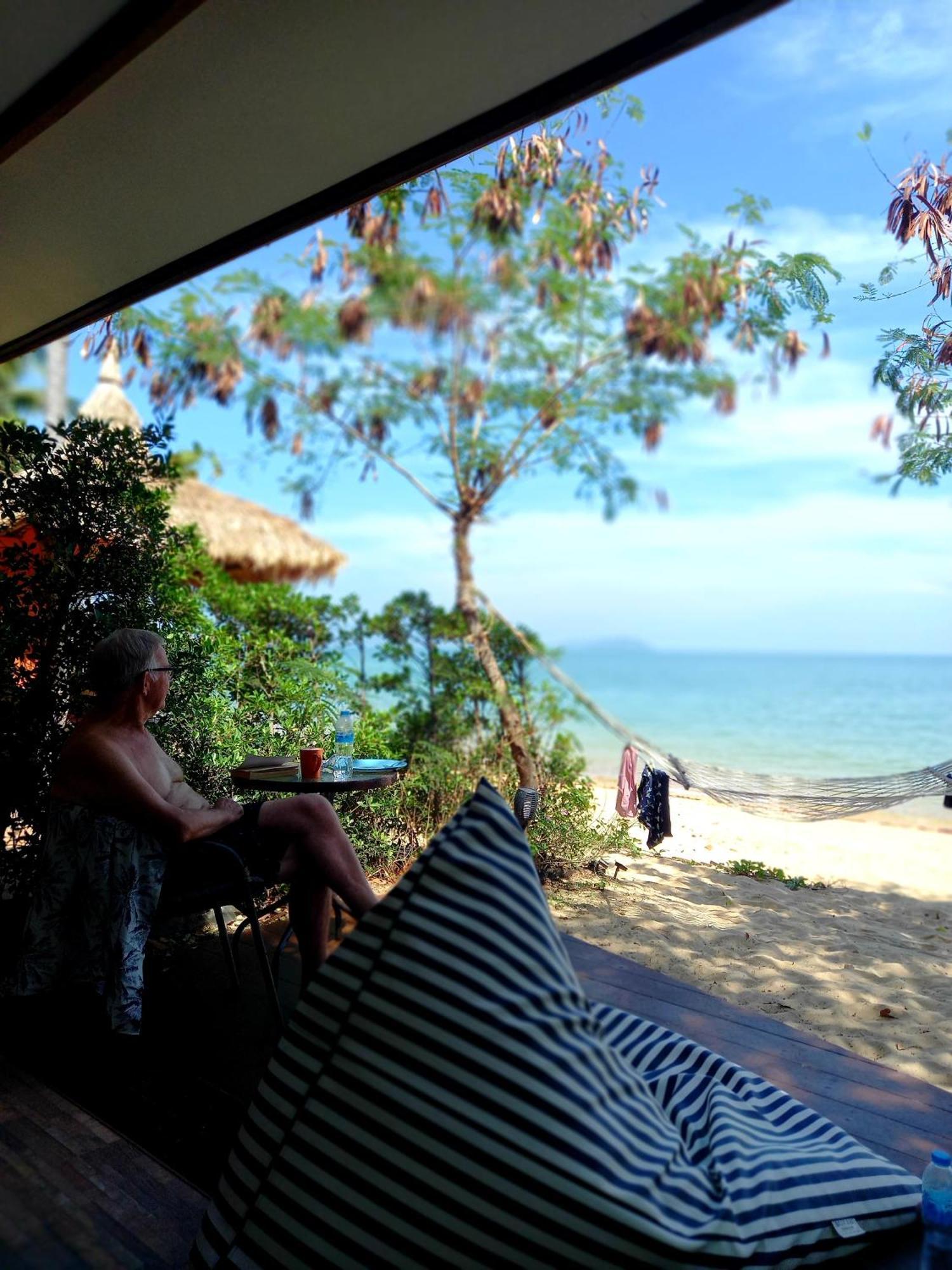 Sabai Sabai Beach Bungalows Koh Phayam Oda fotoğraf