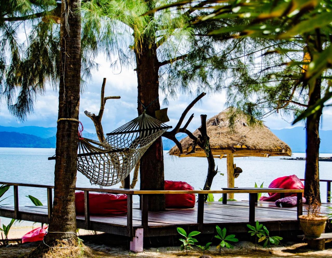 Sabai Sabai Beach Bungalows Koh Phayam Dış mekan fotoğraf